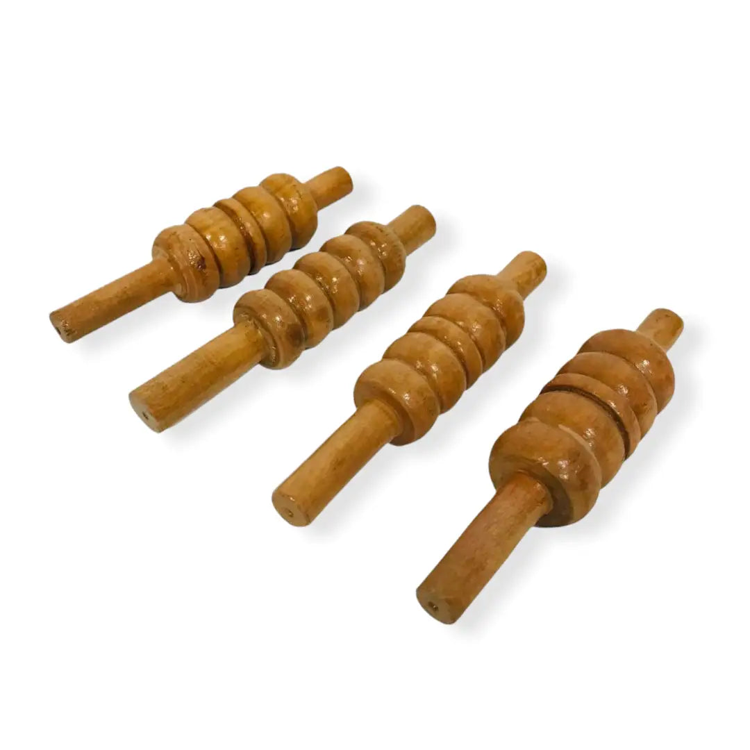 CBB Cricket Stumps Wicket Bails Heavy Duty Set of 4 Standard Size - STUMPS & BAILS